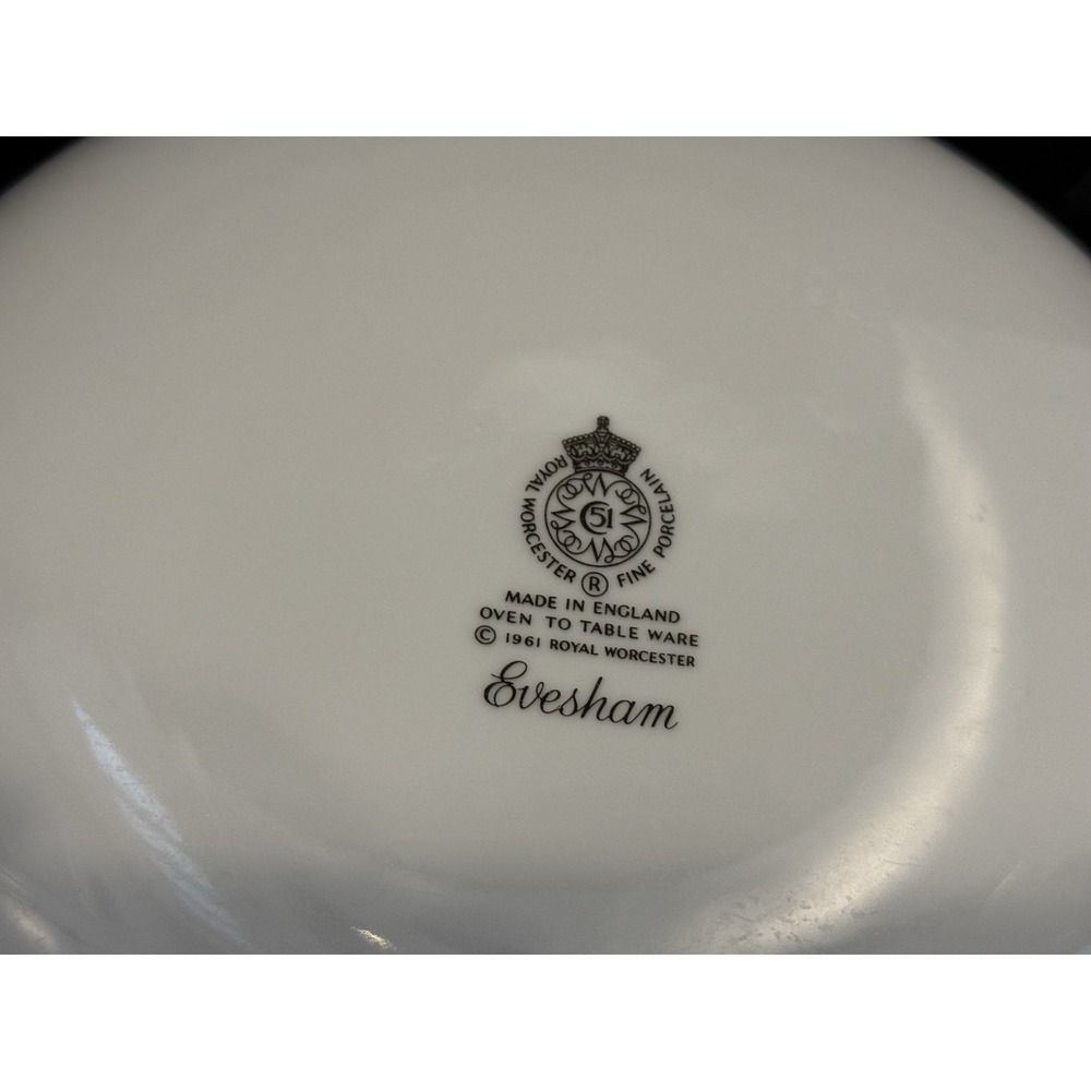 Royal Worcester Evesham Gold Vegetable Serving Bowl Fruit Provincial Country 8" - Picture 4 of 10